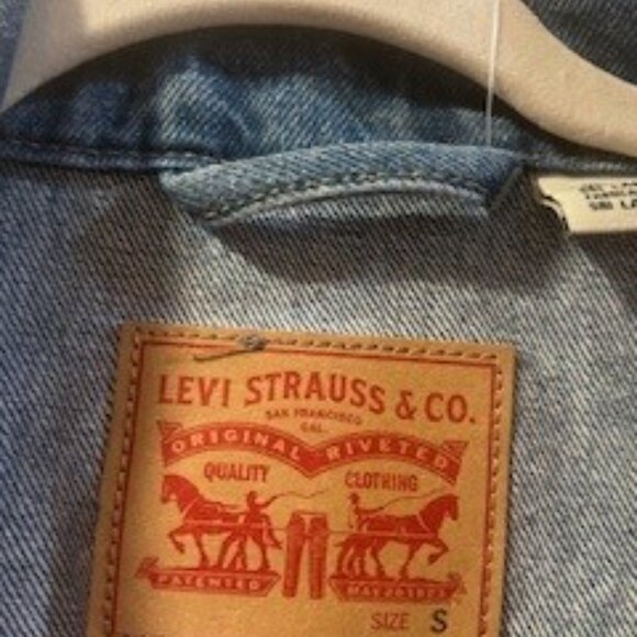 Levis Baggy Trucker Jacket Men's Size Small Blue Denim New With Tags NWT - Picture 4 of 5